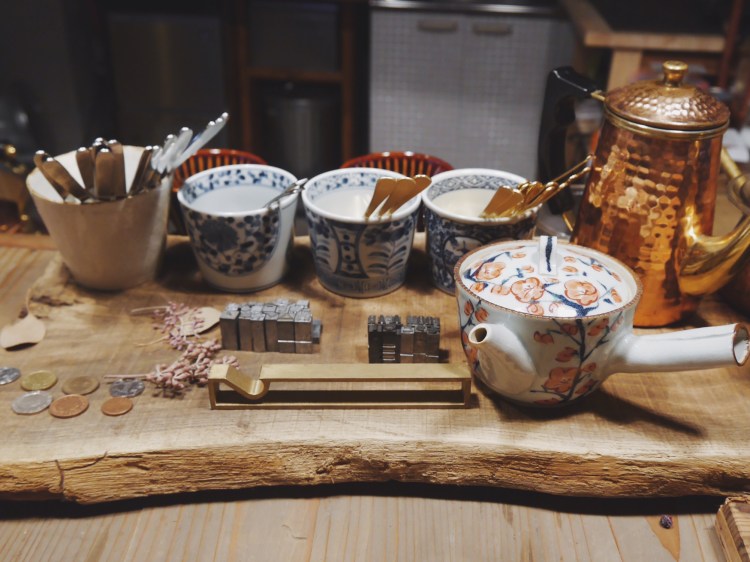 from afar 倉庫01-5