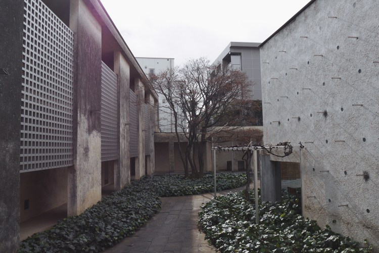 den cafe and apartment