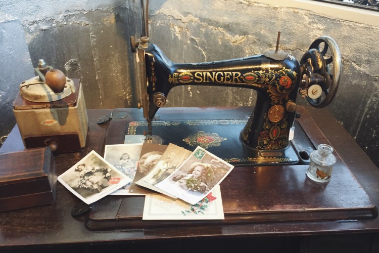 二手骨董美術店Retrocabin