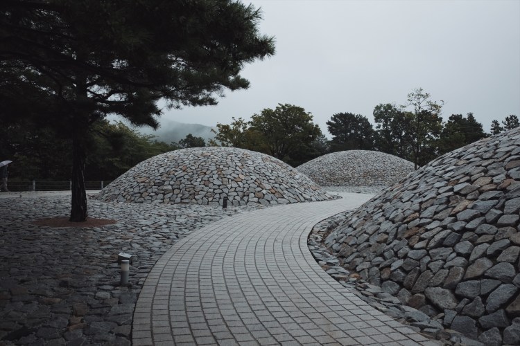 Museum San-Stone Garden-02