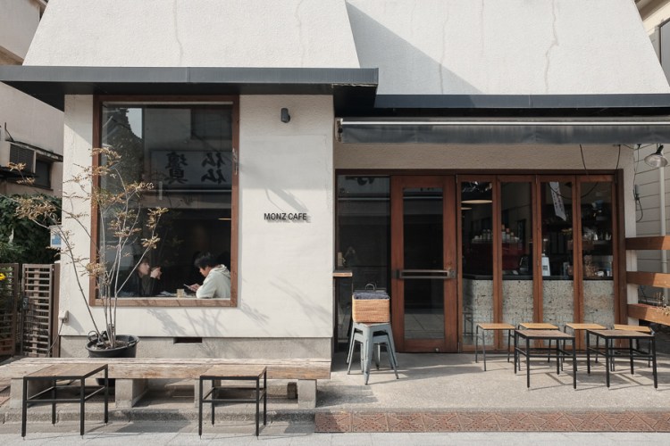 monz cafe店門