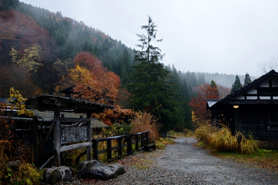 乳頭溫泉鶴之湯溫泉_秋天