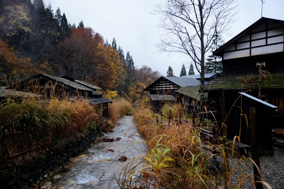 乳頭溫泉鶴之湯溫泉_秋天風景